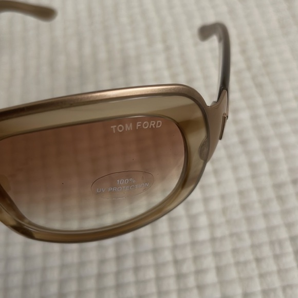 NEW Tom Ford Lisa Sunglasses - Picture 4 of 7